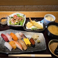くし路 KITTE丸の内店 - 