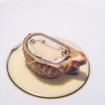 オトワ レストラン - 鮑のパイ包み