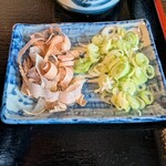 そば処 上代 - 薬味