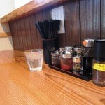 カウンター席の卓上