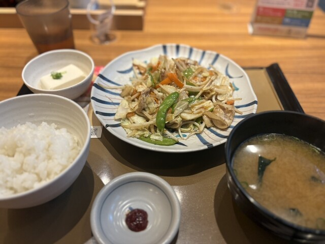 Yayoi Ken Suidobashi Hakusandori Ten