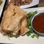 阿城鵝肉 - (海老の春巻き)