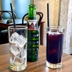 トラットリア・パキーノ - ジンジャーエール・ぶどうジュース