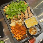 シガン 生サムギョプサル専門店 - 