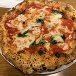 ピッツェリア トラットリア ダ オカピート - 