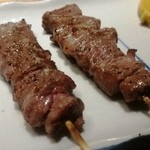 もつ焼き 煮込み 楓 - はらみ（右）さがり（左）