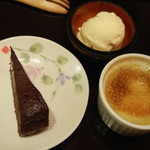 レストランMOMO - バニラアイス　ガトーショコラ　クリームブリュレ