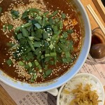 東京担担麺本舗 ゴマ屋 - 