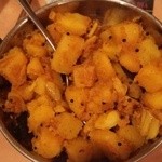 アムダスラビー - じゃがいものポリヤル