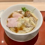 麦と麺助 - キジ醤油そば+特製ワンタン 1300円+280円