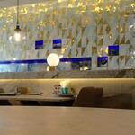 LAEM CHAROEN SEAFOOD - 内観