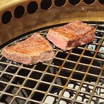 和牛とタン 焼肉 とみ - 