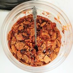 いろは食堂 - お得感のある、卓上調味料／フライドガーリックの辣油漬け