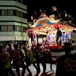 どぜう・四季料理 やぶや - 絢爛な第三街の屋台引き回し。