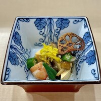 佐とう - 先付け/ 玉子豆腐 茸餡海老 オクラ