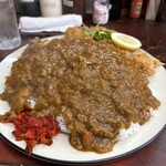 とんかつ赤城 - カレーはドロっとしてて辛すぎず食べやすい