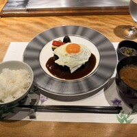 築地鉄板焼 Kurosawa - ライスと味噌汁を含めた全景