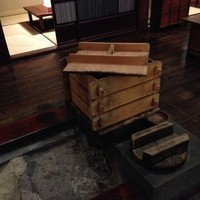 茶寮 柴扉洞 - 懐かしい角蒸篭、田舎では餅米を蒸していました