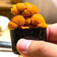 鮨 四心 - 握り バフンウニ