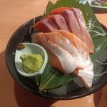 まるさん屋 - 福井サーモン刺身