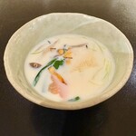 笹乃雪 - 湯葉と野菜の豆乳蒸し「雲水（うんすい）」