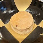 笹乃雪 - 巻き湯葉は、お出汁をしっかり吸って、とてもいい味です