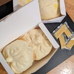 羅家 東京豚饅 - 箱開け