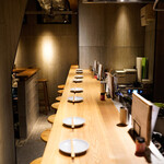 焼鳥やおや - カウンター