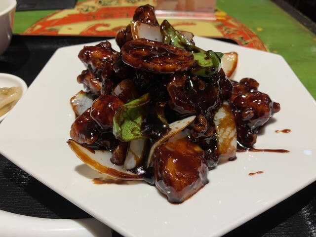 Benitora Gyoza Bo Marunochi Center Biru Ten