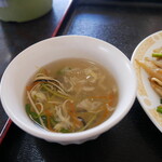 中華料理 泰和軒 - スープは具沢山でイイね！