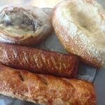 ペンギンベーカリー - 料理写真:パン色々