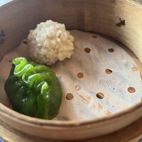 ホテルオークラレストラン名古屋 中国料理 桃花林 - 点心4つありましたが写真撮り忘れて２つに。