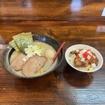 煮干しらーめん 渡辺商店 - 