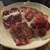 炭火焼肉ホルモン うしごろ 中目黒店 - 