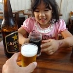 倉井ストアー - 娘とコーラで乾杯♪　　　　　　（掲載承諾済）