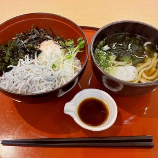 淡路島南パーキングエリア下りフードコート_0