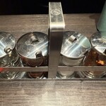 ディーディータイ屋台 - かかせない調味料