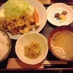 Wakuta - 豚生姜焼き定食 ９３０円(税込)
