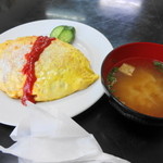 クックハウスマルヤ - オムライス 600円