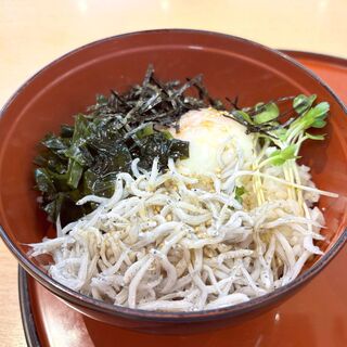 淡路島南パーキングエリア下りフードコート_1