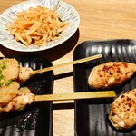 たま - やみつき辛味もやし  生つくね各種