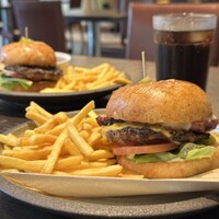 ウルフギャング・パック カフェ 愛知芸術文化センター店 -  ウルフギャング・パック カフェ 愛知芸術文化センター店 -