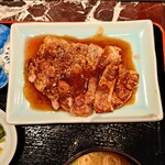 八兵衛 - 仕込みの丁寧さが判る、柔らかさ。
