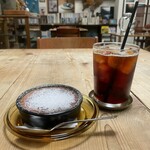 雨に花 - 料理写真:栗入りクレームブリュレ& アイスコーヒー花