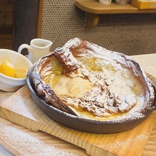 熱々オーブンで焼き上げた“ダッチベイビー”