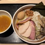 麺屋一燈 - 塩汁なし鶏白湯そば+味玉