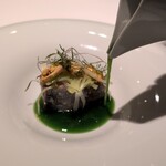 オトワ レストラン - モンサンミッシェルムール　鰆　イタリアンパセリのソース　とんでもない鰆の肉厚脂！鰆は無国籍！