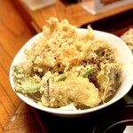 朝日屋 - きのこの山盛り天せいろ(天ぷら)