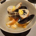 Crossroads Kitchen - 