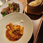 Crossroads Kitchen - 